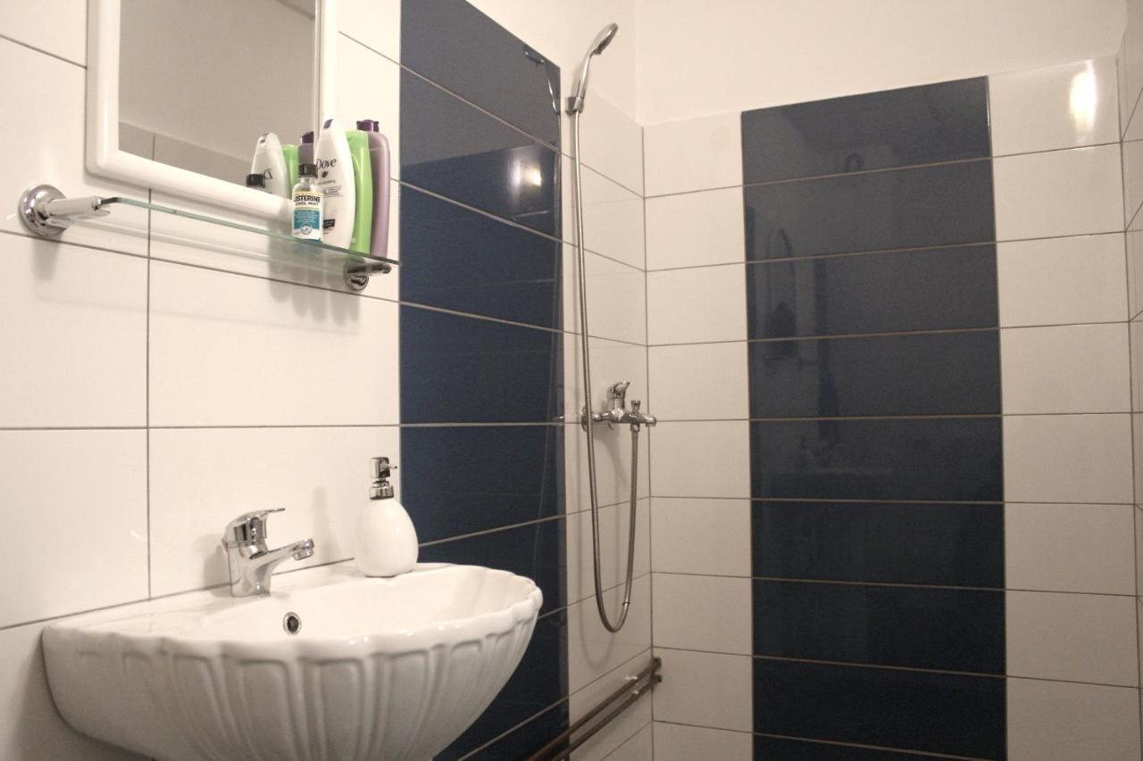 Yox Apartment 4 Oradea Exterior photo